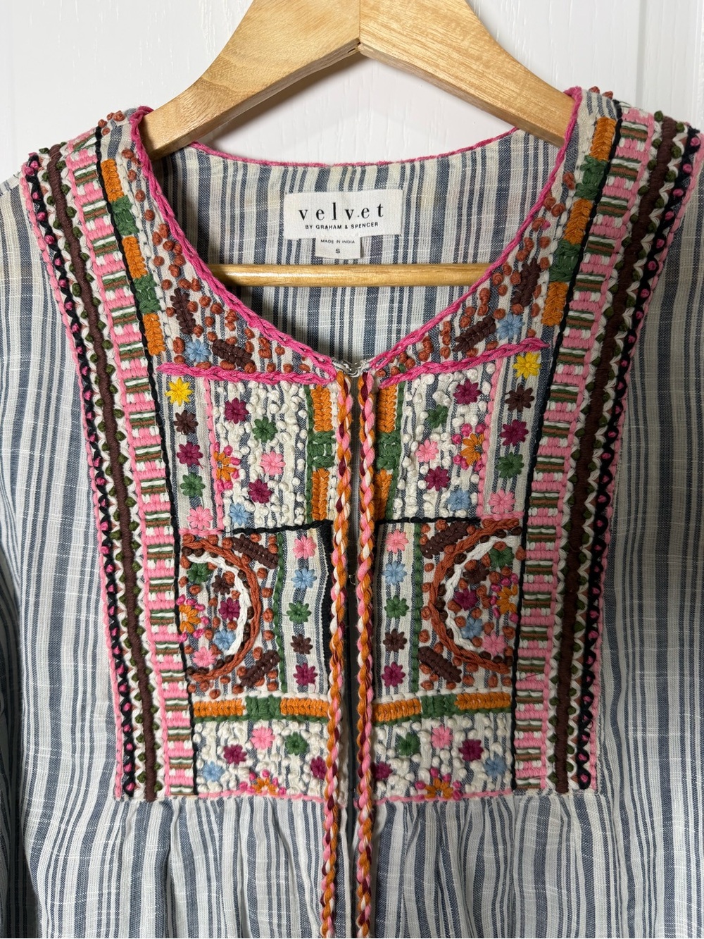 Velvet by Graham & Spencer Striped Embroidered Open-Front Top Small - Picture 7 of 11